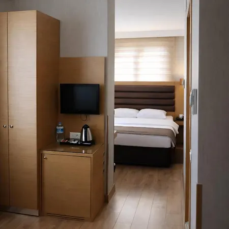 Riva Taksim 4*