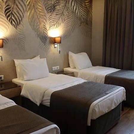 Hotel Riva Taksim 4*