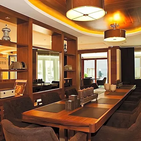 Riva Taksim Hotel 4*