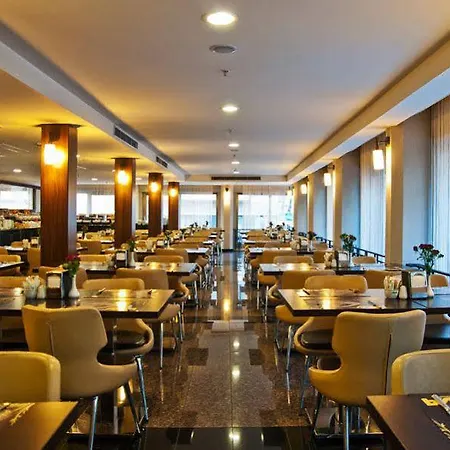 Hotel Riva Taksim 4*