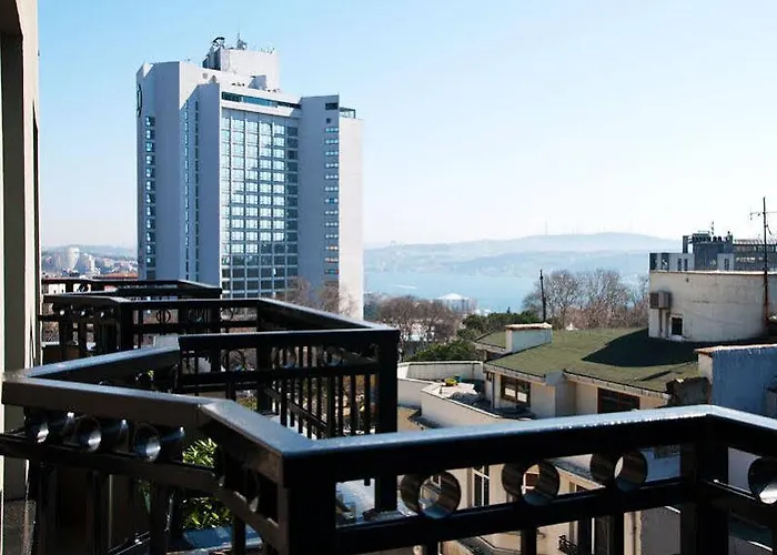 Hotel Riva Taksim Istanboel