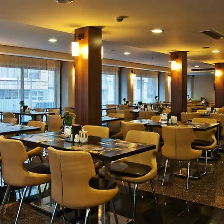 Riva Taksim Hotel 4*
