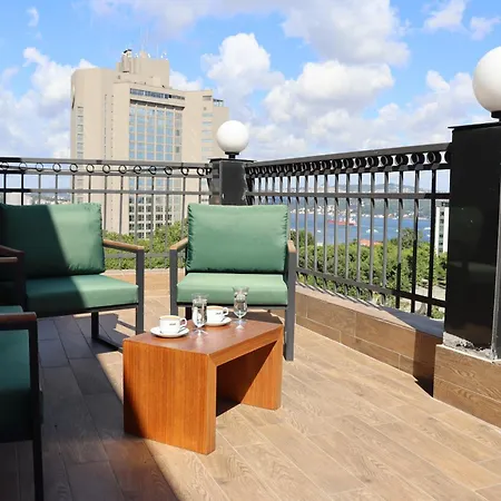 塔克西姆里瓦酒店 伊斯坦布尔