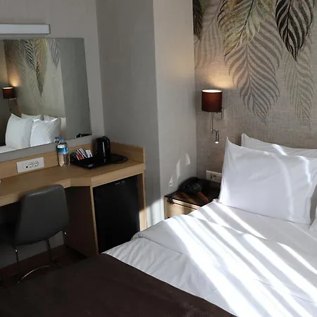 塔克西姆里瓦酒店