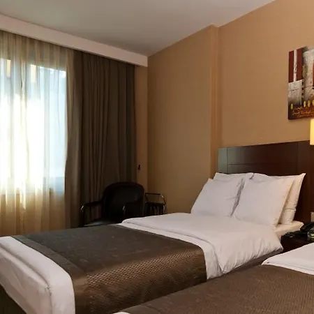 塔克西姆里瓦酒店